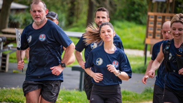 Groupe de six coureurs de la Région de gendarmerie Bretagne pour le challenge Phénix.
