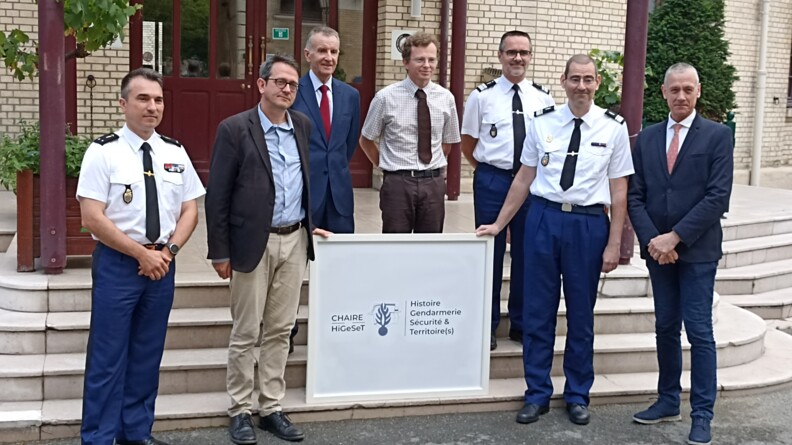 photo de groupe pour lancement de la chaire de recherche higeset gendarmerie membres de la chaire