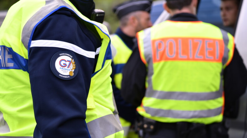 Police, Gendarmerie, Douane, Administration pénitentiaire