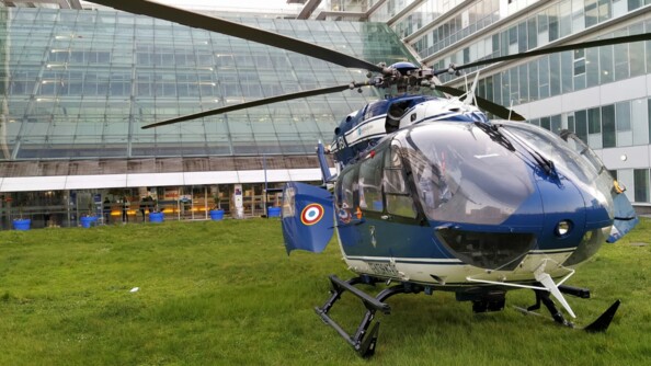 L'objectif de cette opération interservices est de transférer par voie aérienne une centaine de malades du COVID-19 hospitalisés en région parisienne vers des hôpitaux de province.