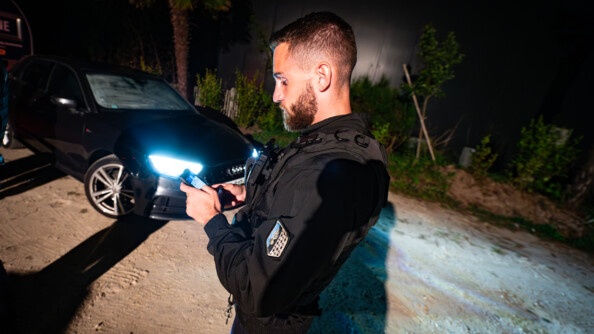 Patrouille de nuit du Détachement de surveillance et d'intervention (DSI) de gendarmes mobiles de Carnac.