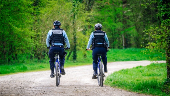 gendarme à vélo