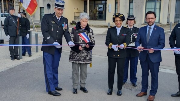 Cérémonies d'hommage au colonel Arnaud Beltrame : inauguration d'une rue à son nom à Chaumont.