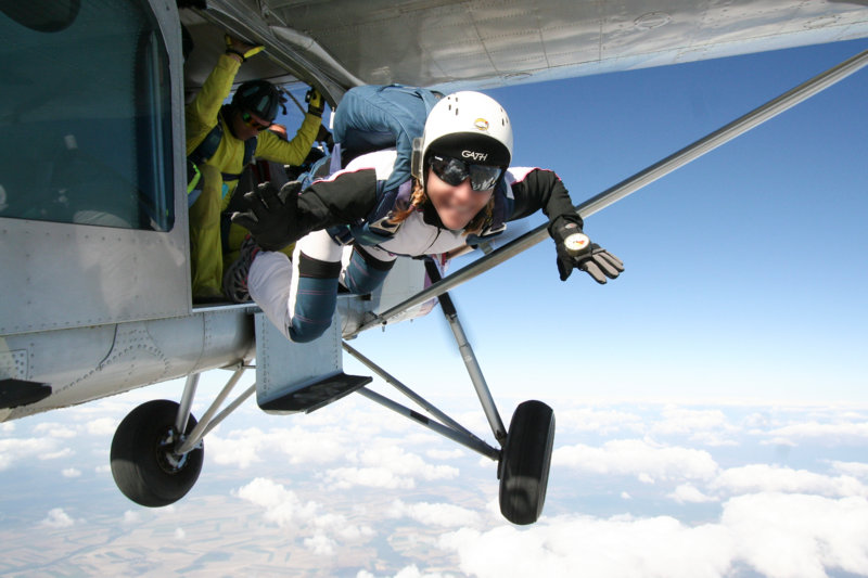 Entraînement au parachutisme sportif / Crédits photos © GIGN