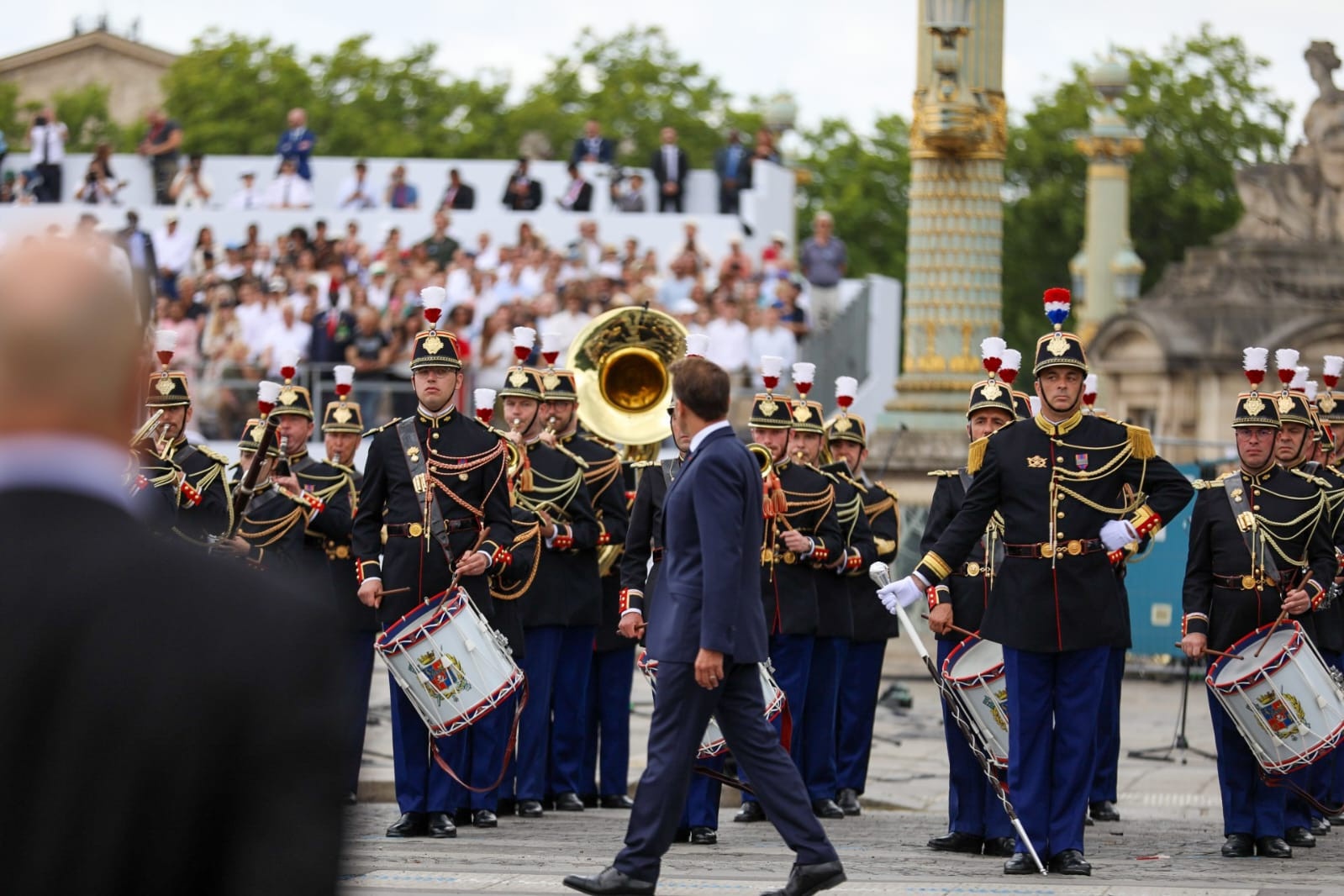 d-fil-du-14-juillet-la-robustesse-de-la-gendarmerie-l-honneur