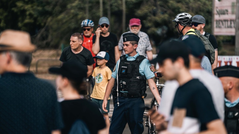Agrandir l'image Gendarmes sécurisent 24h du Mans