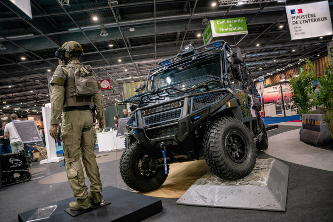 Agrandir l'image Eurosatory2026_Visite MIMINT et MGGN@Adj Camille HAUTIER_SIRPA-G-50.jpg