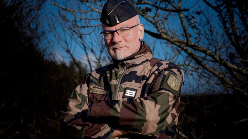 Le capitaine Thierry, p&egrave;re de Marion, en photo de portrait