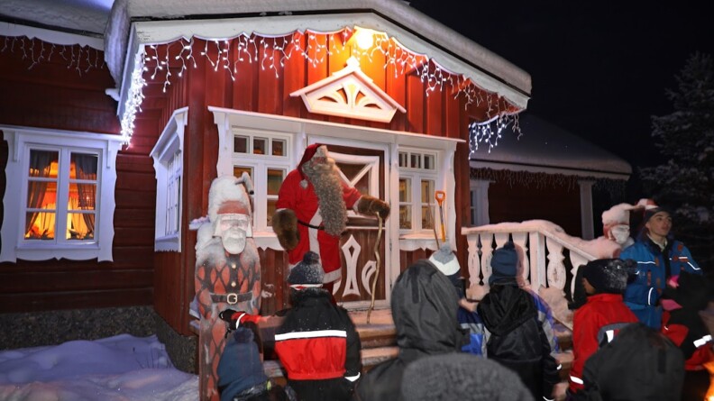 Agrandir l'image Rencontre avec le Père Noël pour les enfants.