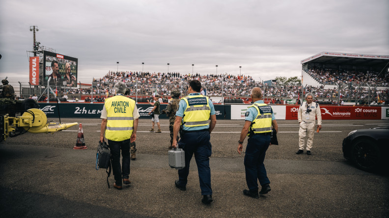 Agrandir l'image Gendarmes sécurisent 24h du Mans