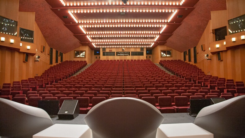 Amphithéâtre Foch vue milieu de scène-02.jpg