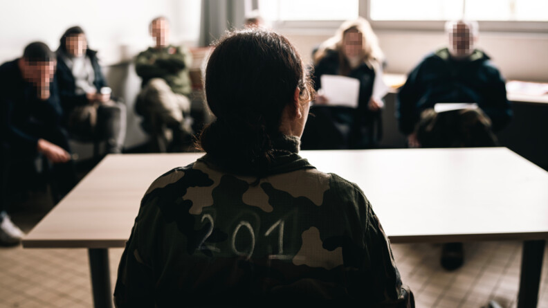 Candidate interrog&eacute;e &agrave; l'occasion d'un entretien.