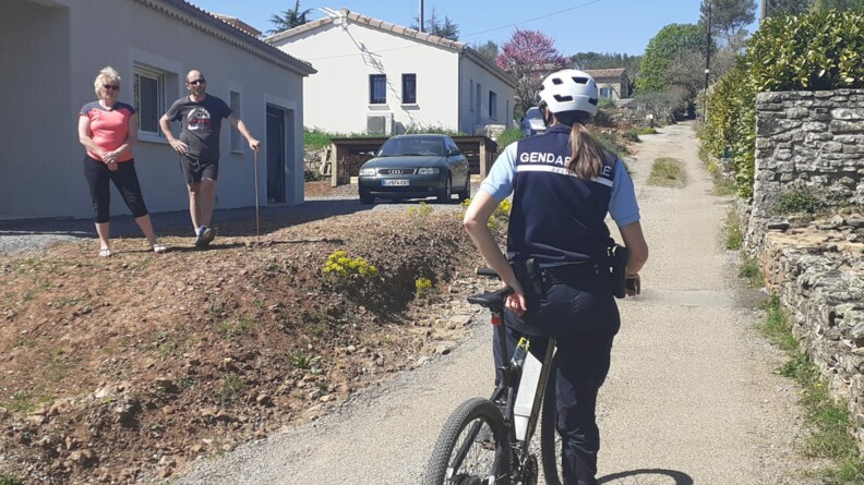 gendarme à vélo