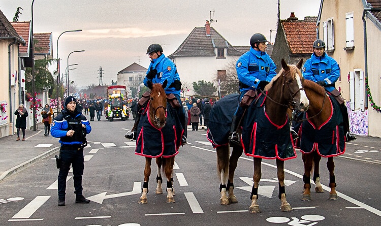 Escouade de cavaliers de la Garde Républicaine
