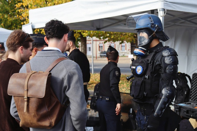 Agrandir l'image AMGN_UNE.jpg