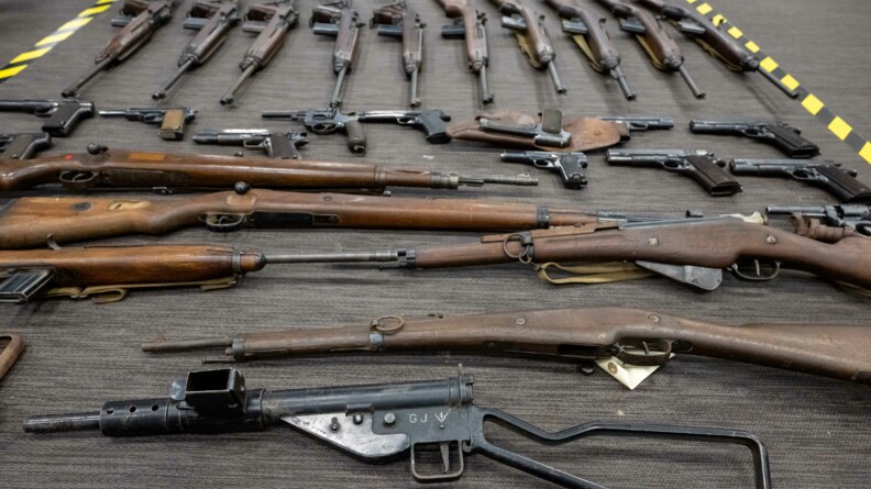 Pr&eacute;sentation des armes &agrave; haute valeur historique ou patrimoniale d&eacute;couvertes &agrave; l&rsquo;occasion de l&rsquo;op&eacute;ration nationale d&rsquo;abandon d&rsquo;armes