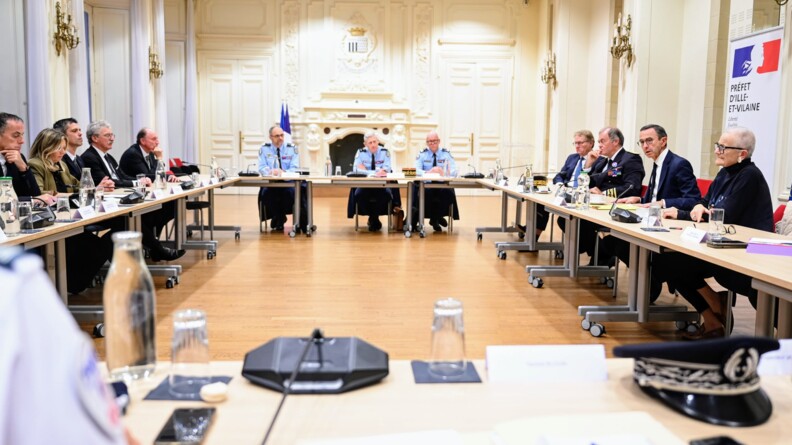 Table ronde organisée à l'occasion de la venue du ministre de l'Intérieur à Rennes.