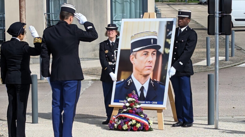 Cérémonies d'hommage au colonel Arnaud Beltrame : inauguration d'une rue à son nom à Chaumont.