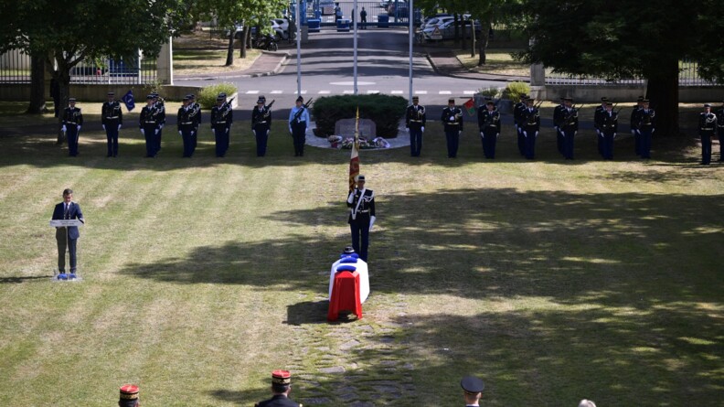 La cérémonie a été un moment de recueillement et de grande émotion.