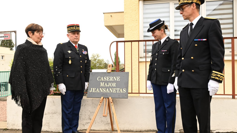 Agrandir l'image Allier : hommage au major Loïc Jeansanetas