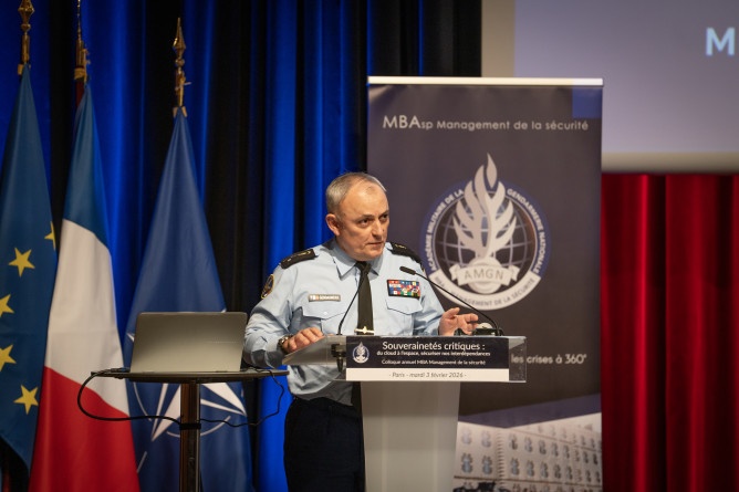 Agrandir l'image