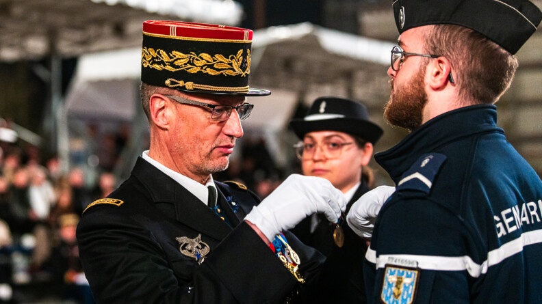 Agrandir l'image Cérémonie de remise des sabres aux Officiers du rang de la promotion "Ceux de Stonne"