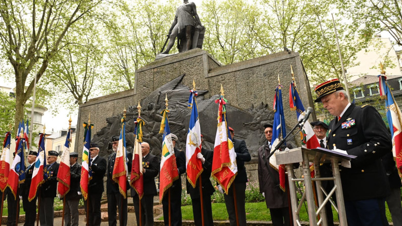 Monument.jpg