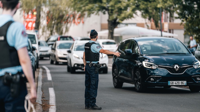 Agrandir l'image Gendarmes sécurisent 24h du Mans