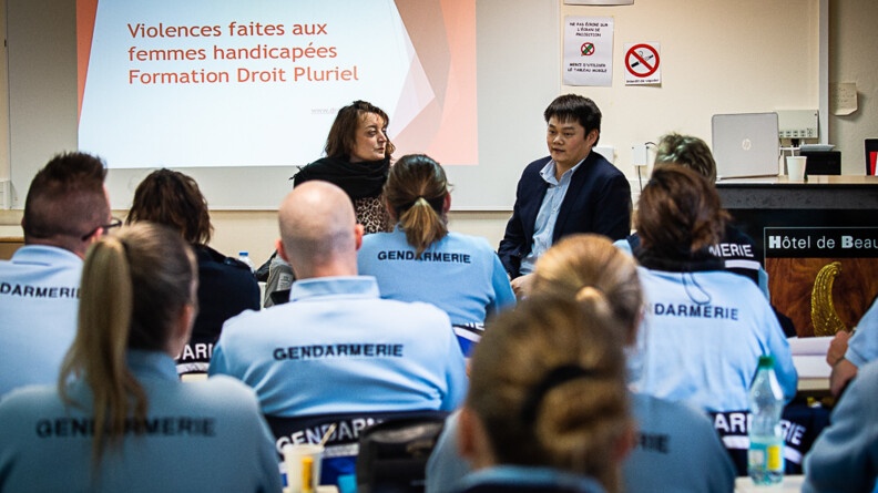 Formation concernant les violences faites aux femmes handicapées