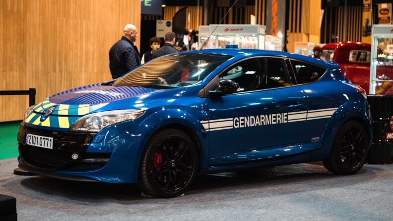 La gendarmerie expose au salon Retromobile (5).jpg