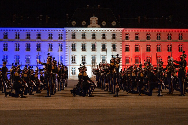 Cérémonie de remise des sabres aux élèves-officiers de l'EOGN (14).jpg