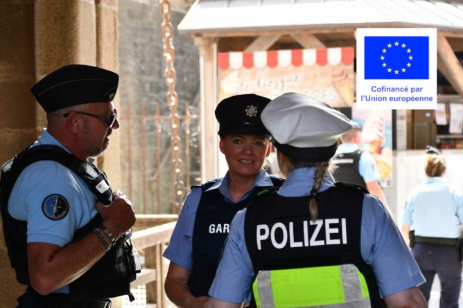 Agrandir l'image acbb21efbce8-ete-22-mont-st-michel-agent-ir-de.jpg