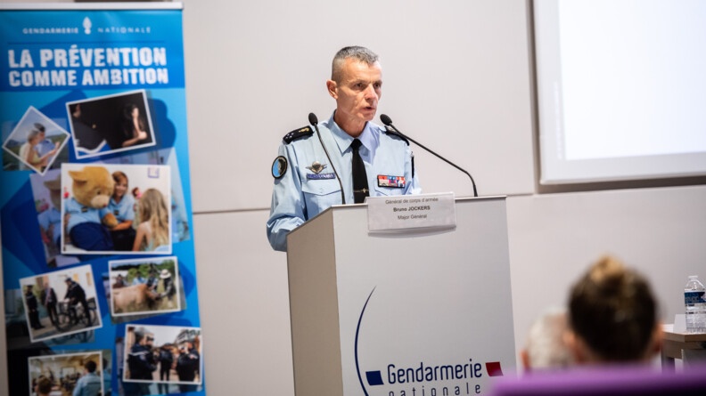 Agrandir l'image