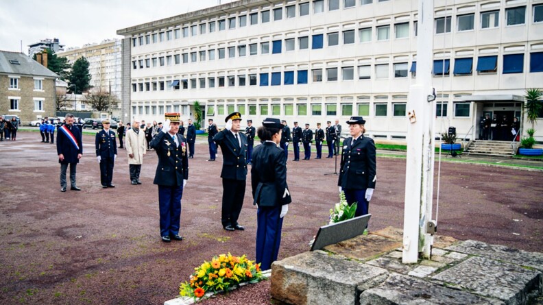 c&eacute;r&eacute;monie rgbret.jpg