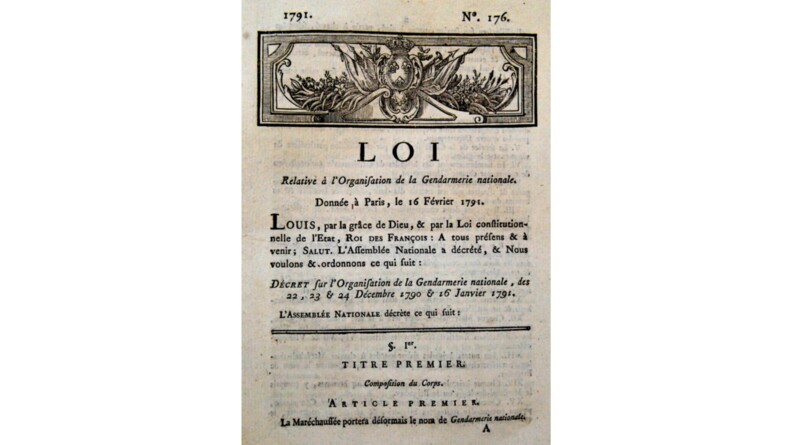 Loi relative &agrave; l'Organifation de la Gendarmerie nationale