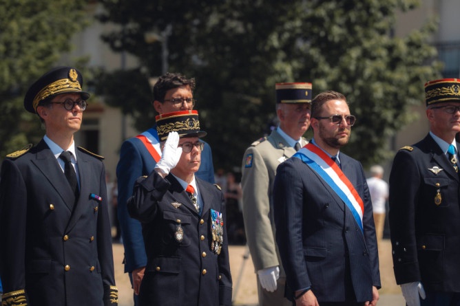 Agrandir l'image