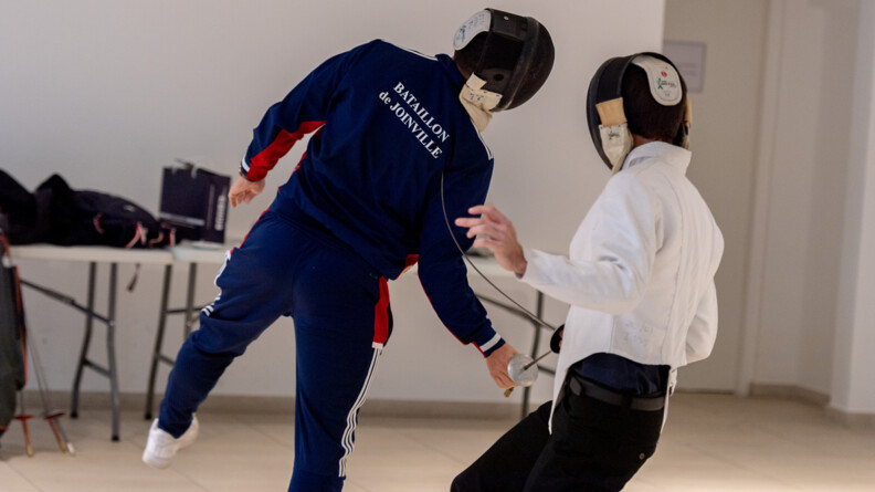 Ateliers sportifs avec trois gendarmes de l'armée des champions  (9).jpg