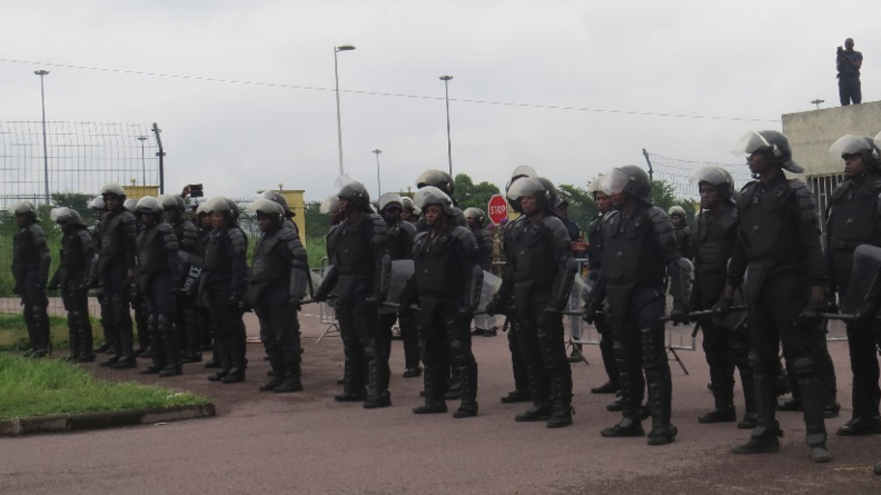 Op&eacute;ration de maintien de l'ordre conduite par des militaires de la gendarmerie nationale congolaise