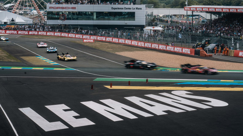 Agrandir l'image Gendarmes sécurisent 24h du Mans