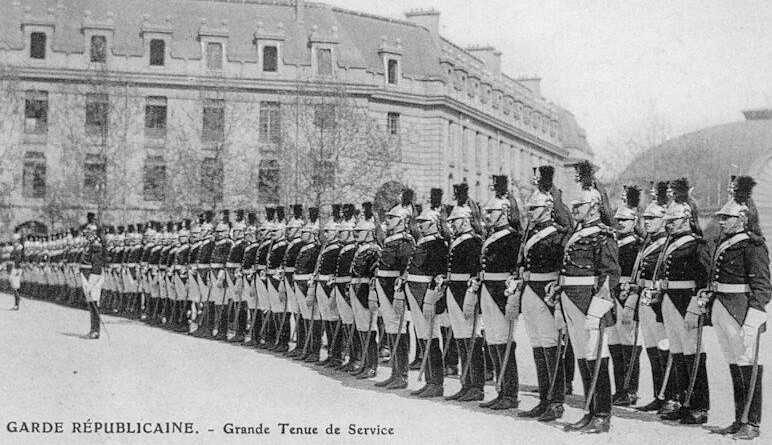Garde républicaine - Grande tenue de service