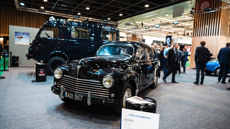 La gendarmerie expose au salon Retromobile (1).jpg