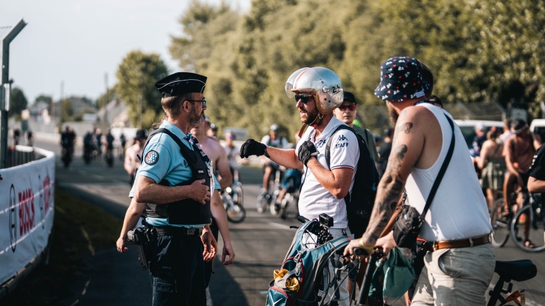 Agrandir l'image Gendarmes sécurisent 24h du Mans