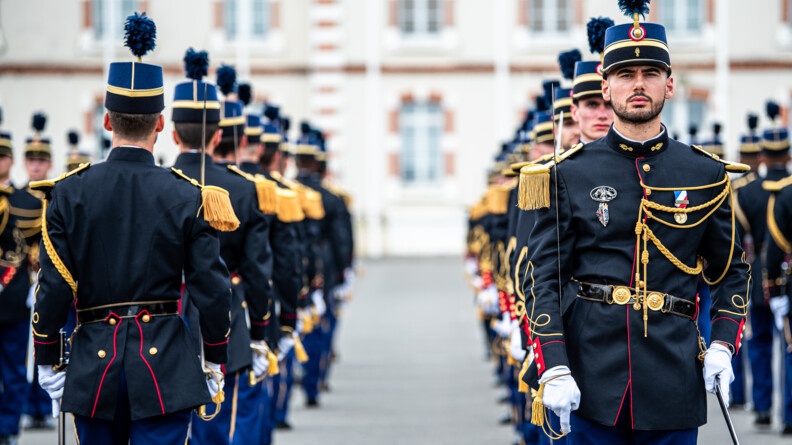 Les élèves officiers lors de la cérémonie