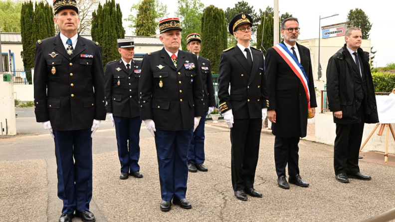 Hommage.jpg