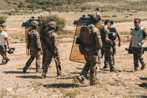 6 Exercice interarmée Fréjus.jpg