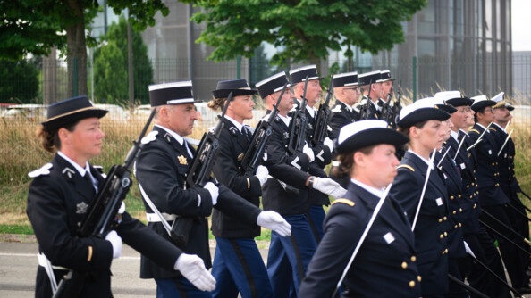 La gendarmerie de l'armement se prépare aux côté de ses camarades de la Direction générale de l'armement