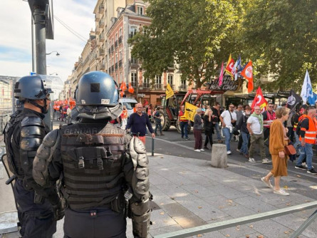 manifestation_rennes_EGM_453_saint_amand_montrond.jpg