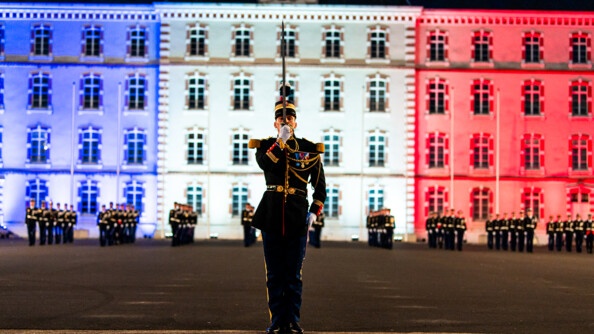 Cérémonie de remise des sabres aux Officiers du rang de la promotion "Ceux de Stonne"