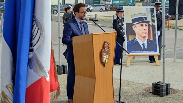 Cérémonies d'hommage au colonel Arnaud Beltrame : inauguration d'une rue à son nom à Chaumont.
