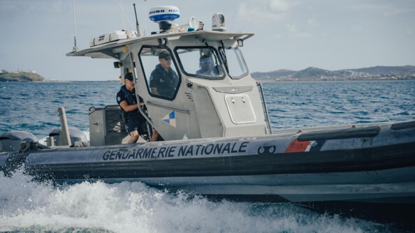 La vedette de la Brigade nautique de Pamandzi, &agrave; Mayotte.